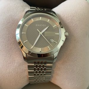 Authentic Men’s Gucci Watch